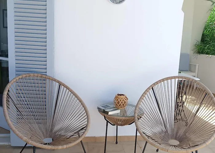 Summer Family House 300m From The Kastrákion